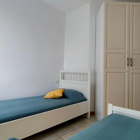 Trilocale Direttamente Sul Mare Con Due Bagni Cod 510